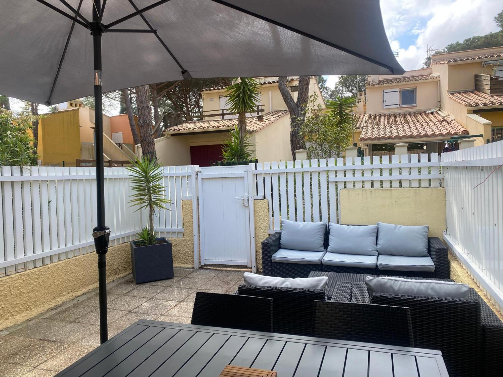 אגדה Villa Pinede - Proche Naturiste מראה חיצוני תמונה
